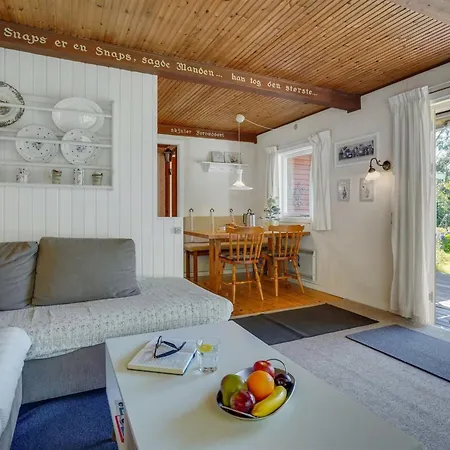 Rahilka - 700m From The Sea By Interhome *